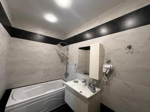 whatsapp_image_2024-12-24_at_12